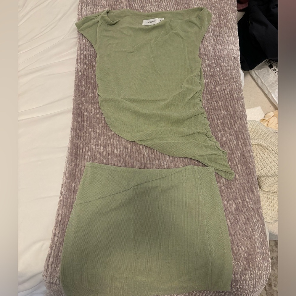 Tiger Mist COBI shirt and skirt set. Never Worn.